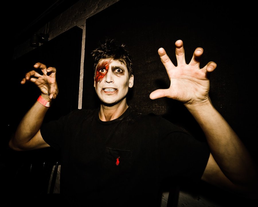 zombie-prom-19.jpg
